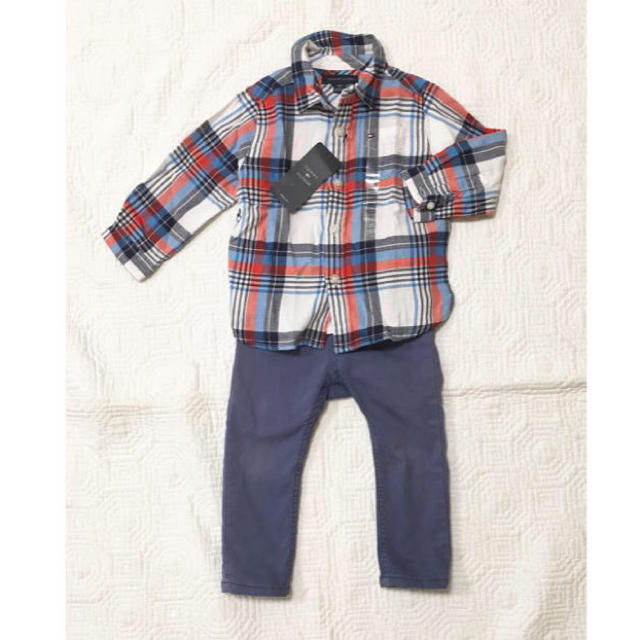 TOMMY HILFIGER(トミーヒルフィガー)の新品トミーヒルフィガーチェックシャツ18m808590男の子ネルシャツ キッズ/ベビー/マタニティのベビー服(~85cm)(シャツ/カットソー)の商品写真