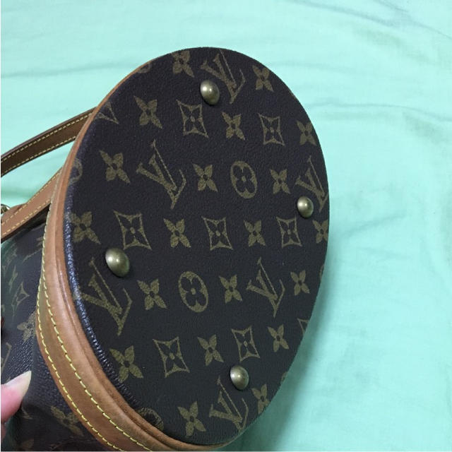 LOUIS VUITTON(ルイヴィトン)のルイ・ヴィトン モノグラム バケット レディースのバッグ(トートバッグ)の商品写真