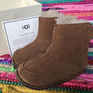 アグ(UGG)のUGGムートンベビーブーツ(ブーツ)