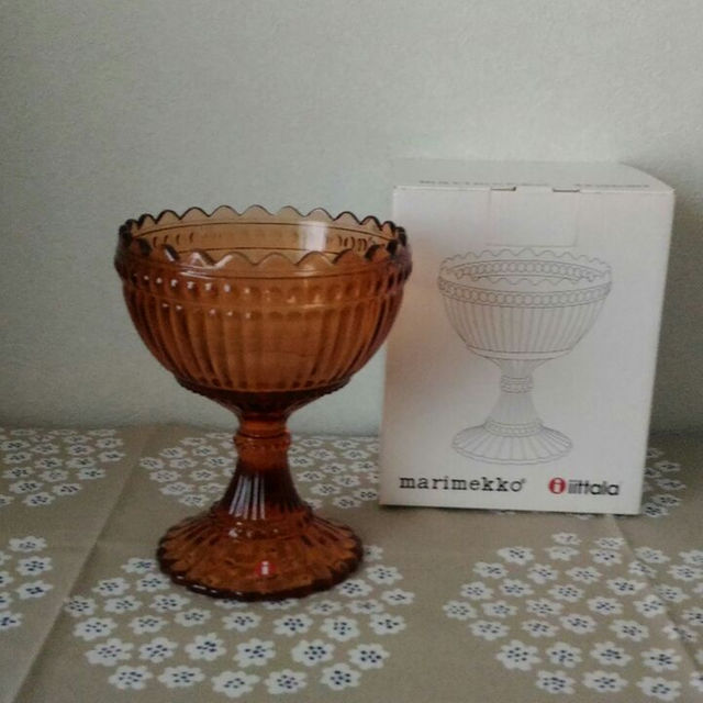 iittala(イッタラ)の新品☆マリメッコ×イッタラ マリボウル 大 セビリアオレンジ 廃盤 インテリア/住まい/日用品のインテリア小物(置物)の商品写真