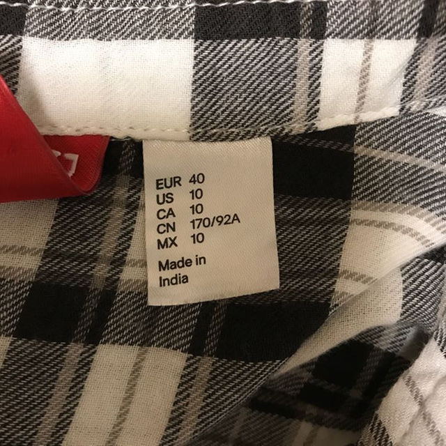 H&M(エイチアンドエム)のノースリーブチェックシャツ♡ レディースのトップス(その他)の商品写真