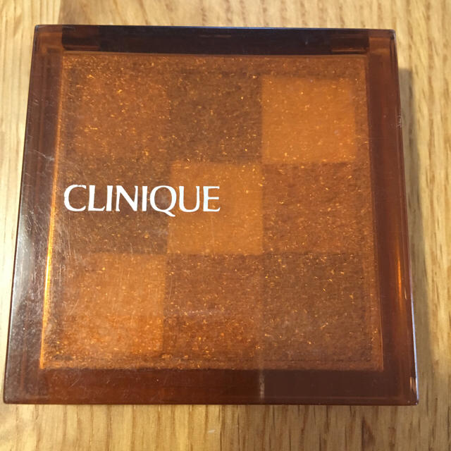 CLINIQUE(クリニーク)の【ゆう様 専用】CLINIQUE フェースパウダー コスメ/美容のベースメイク/化粧品(フェイスカラー)の商品写真