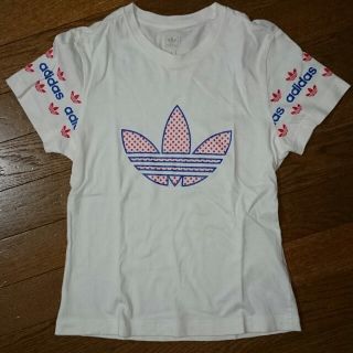 アディダス(adidas)の☆adidas Tシャツ☆(Tシャツ(半袖/袖なし))