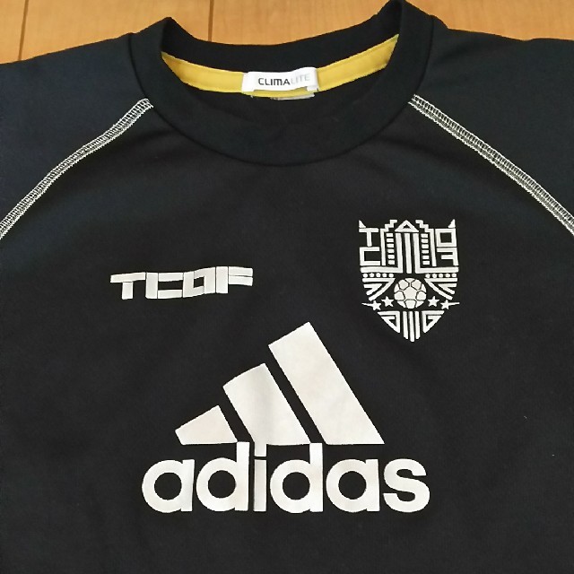 adidas(アディダス)の送料込み☆adidas☆アディダス☆サッカー☆キッズ☆Tシャツ120 キッズ/ベビー/マタニティのキッズ服男の子用(90cm~)(Tシャツ/カットソー)の商品写真