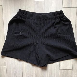 ジーユー(GU)のGU 厚手ショートパンツ 秋冬 ブラック L(ショートパンツ)