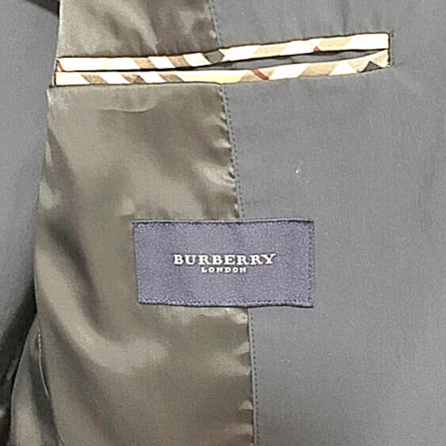 BURBERRY(バーバリー)の正規品 ＢＵＲＢＥＲＲＹ メンズジャケット メンズのジャケット/アウター(テーラードジャケット)の商品写真