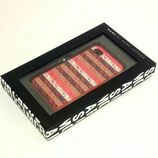 マークバイマークジェイコブス(MARC BY MARC JACOBS)の[訳あり］ マークバイマークジェイコブスiPhoneケース　4、4S対応(その他)