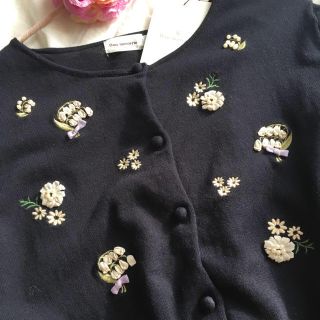 アナトリエ(anatelier)のボンメルスリー ハイツイスト刺繍カーディガン(カーディガン)