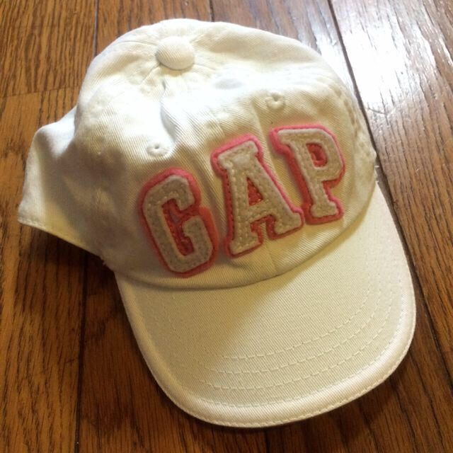 babyGAP(ベビーギャップ)のBaby Gap★パーカー 60センチ キッズ/ベビー/マタニティのキッズ服女の子用(90cm~)(その他)の商品写真