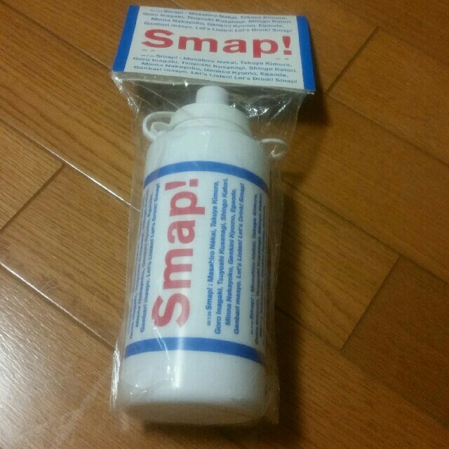 SMAP(スマップ)の【新品・未開封】SMAP スマップ
Drink Smap ドリンクボトル エンタメ/ホビーのタレントグッズ(アイドルグッズ)の商品写真