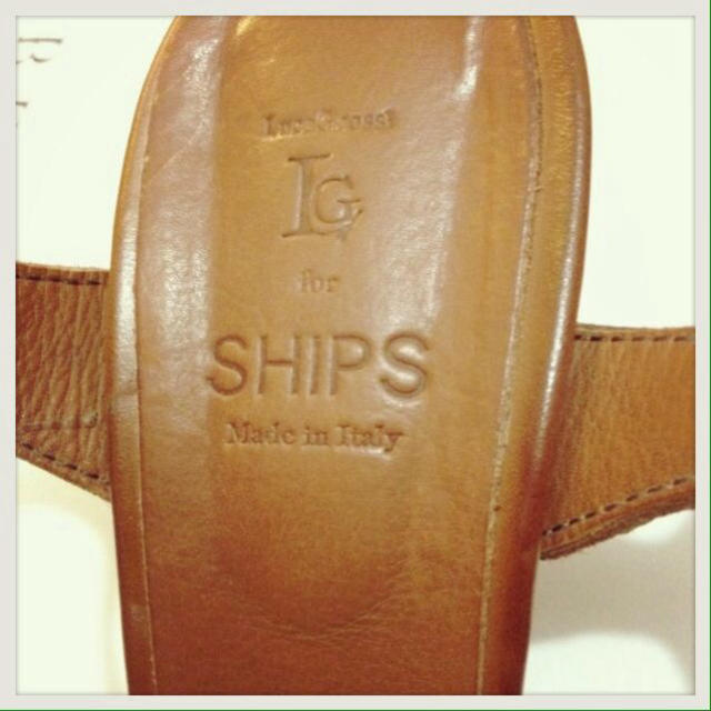 SHIPS(シップス)のSHIPS＊キャメル色サンダル レディースの靴/シューズ(サンダル)の商品写真