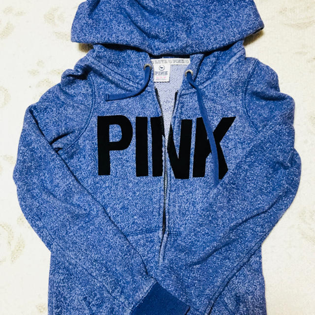 Victoria's Secret(ヴィクトリアズシークレット)のpink パーカー レディースのトップス(パーカー)の商品写真