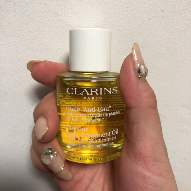 CLARINS(クラランス)のクラランス☆ボディマッサージオイル30ml☆Anti-Eau☆新品未使用☆ コスメ/美容のボディケア(ボディオイル)の商品写真