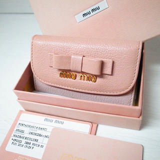 ミュウミュウ(miumiu)の正規品♡ほぼ未使用♡ミュウミュウ キーケース リボン バイカラー バッグ 財布(キーケース)
