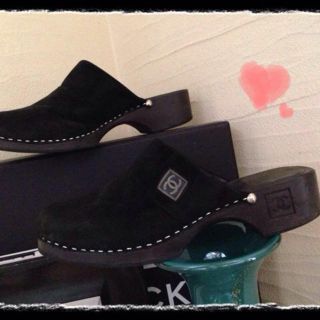 シャネル(CHANEL)のデイリーお洒落迄CHANEL clogs(ミュール)