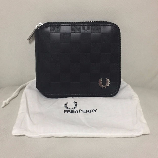 FRED PERRY フレッドペリー 二つ折り財布