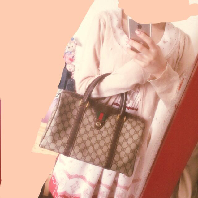 Gucci(グッチ)の୨୧ GUCCI お取り置き中 ୨୧ レディースのバッグ(ボストンバッグ)の商品写真