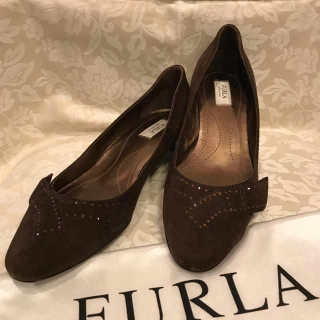 Furla(フルラ)のまむ様専用  お値下げ  フルラ パンプス 未使用 レディースの靴/シューズ(ハイヒール/パンプス)の商品写真