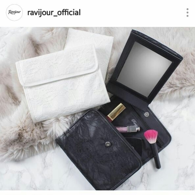 Ravijour(ラヴィジュール)のラヴィジュール　ノベルティ　ポーチ&ミラー♡ レディースのファッション小物(ポーチ)の商品写真