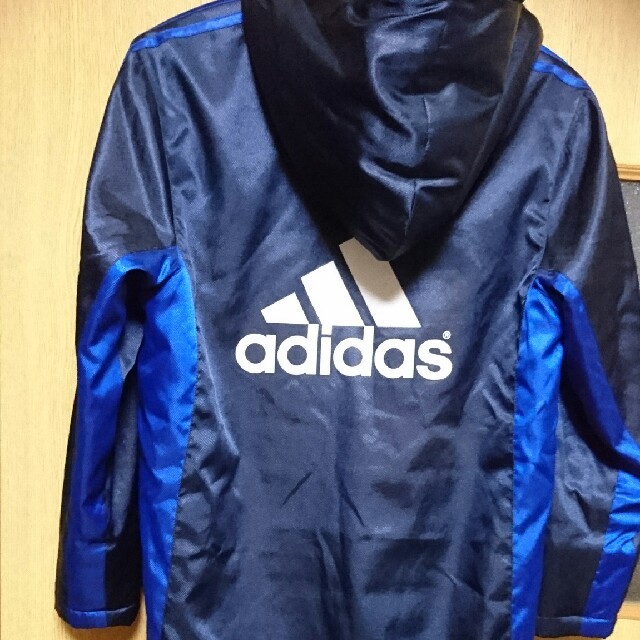 adidas(アディダス)のadidasロングダウン キッズ/ベビー/マタニティのキッズ服男の子用(90cm~)(ジャケット/上着)の商品写真