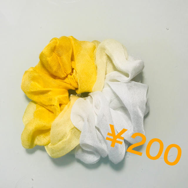 黄色×ピンクグラデ♡シュシュ レディースのヘアアクセサリー(ヘアゴム/シュシュ)の商品写真