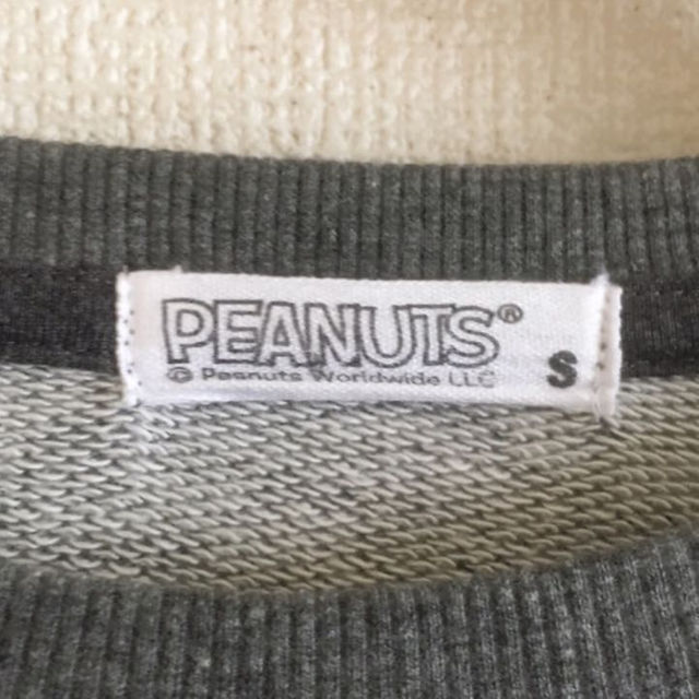 UNIQLO(ユニクロ)の【kura 様専用】PEANUTS スウェット ウッドストック メンズのトップス(スウェット)の商品写真