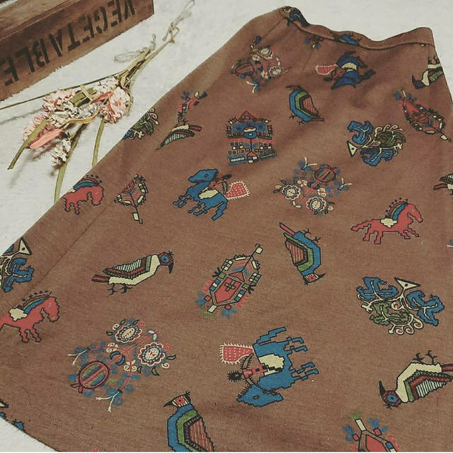 KEIKO SUZUKI COLLECTION(ケイコスズキコレクション)の総柄カラフルスカート◎古着好きさんに◎ レディースのスカート(ひざ丈スカート)の商品写真