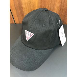 ゲス(GUESS)のGuess  cap 新品未使用 送料込み(キャップ)