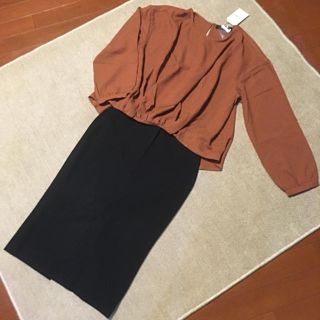 ダブルクローゼット(w closet)の★新品 タグ付き★w closet テラコッタ ブラウス(シャツ/ブラウス(長袖/七分))