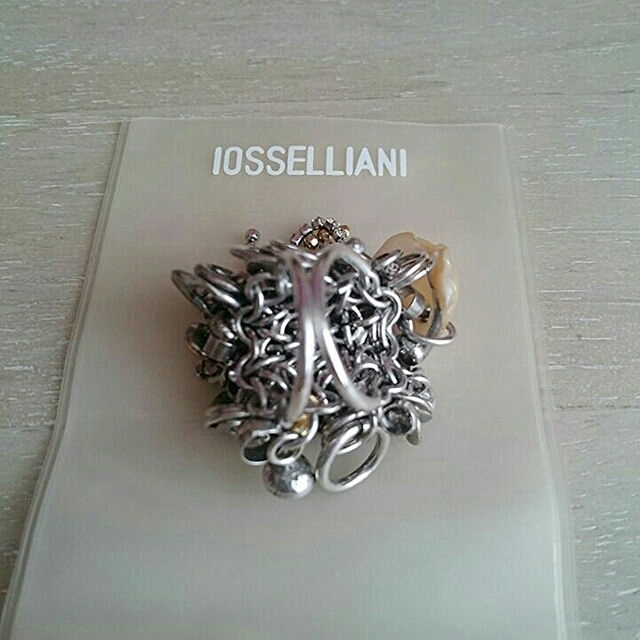 IOSSELLIANI(イオッセリアーニ)のイオッセリアーニ リング レディースのアクセサリー(リング(指輪))の商品写真