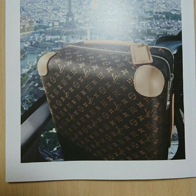 LOUIS VUITTON(ルイヴィトン)のルイヴィトン  最新カタログ  エンタメ/ホビーの雑誌(ファッション)の商品写真