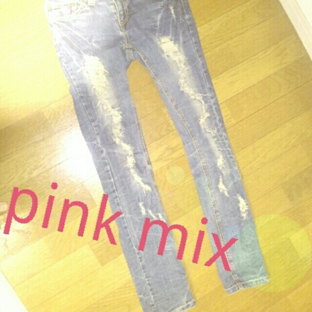 Pink Mix(ピンクミックス)のpink mix★クラッシュスキニー レディースのパンツ(デニム/ジーンズ)の商品写真