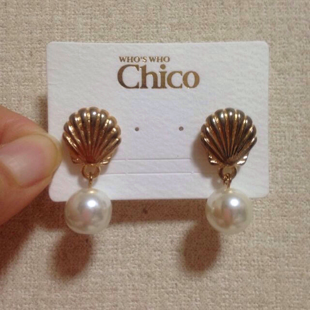 who's who Chico(フーズフーチコ)のピアス レディースのアクセサリー(ピアス)の商品写真