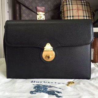 バーバリー(BURBERRY)の新品‼️メンズ用バーバリークラッチバッグ(ドラムバッグ)