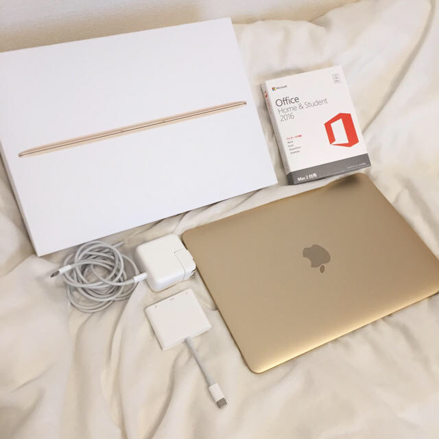 Mac (Apple)(マック)のMacBook early2016 gold スマホ/家電/カメラのPC/タブレット(ノートPC)の商品写真