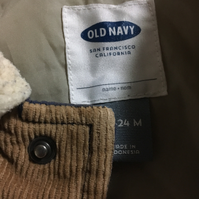 Old Navy(オールドネイビー)のベスト キッズ/ベビー/マタニティのキッズ服男の子用(90cm~)(ジャケット/上着)の商品写真