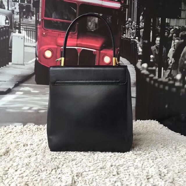 Salvatore Ferragamo - フェラガモハンドバッグ ショルダーバッグ お買い得