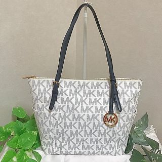 マイケルコース(Michael Kors)の♡ほぼ新品MICHAEL KORS MKロゴ PVC×レザートートバッグ♡(トートバッグ)