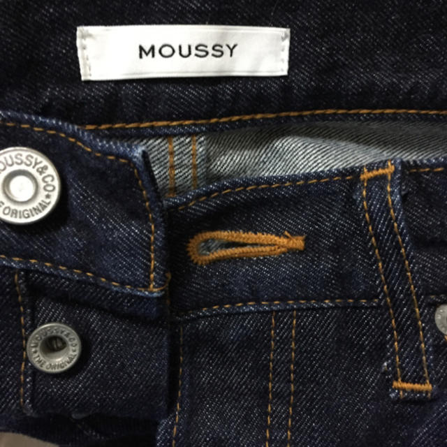 moussy(マウジー)のmoussy ストレートデニム レディースのパンツ(デニム/ジーンズ)の商品写真