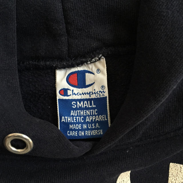 アメリカ製！☆Champion スエットパーカ Sサイズ ネイビー メンズのトップス(パーカー)の商品写真