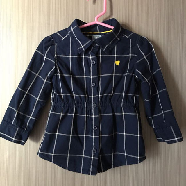 babyGAP(ベビーギャップ)のbabyGap 90 シャツワンピ ネイビー チェック キッズ/ベビー/マタニティのキッズ服女の子用(90cm~)(ワンピース)の商品写真