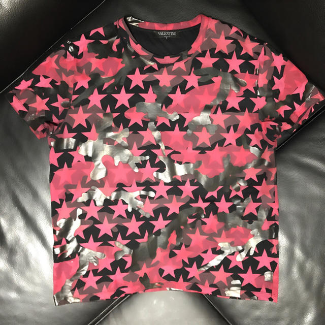 VALENTINO(ヴァレンティノ)の【hyolee様専用】VALENTINO ロックスタッズ カムスター Tシャツ メンズのトップス(Tシャツ/カットソー(半袖/袖なし))の商品写真