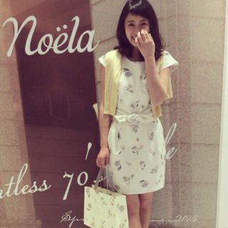 ノエラ(Noela)のささき様専用 ノエラ 水彩フラワー タック ワンピース(ミニワンピース)