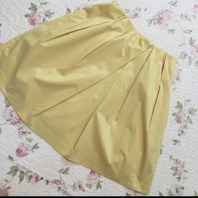 STRAWBERRY-FIELDS(ストロベリーフィールズ)のストロベリーフィールズ スカート レディースのスカート(ひざ丈スカート)の商品写真