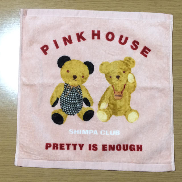 PINK HOUSE(ピンクハウス)のPINK HOUSE テディベア柄 フェイスタオル レディースのファッション小物(ハンカチ)の商品写真