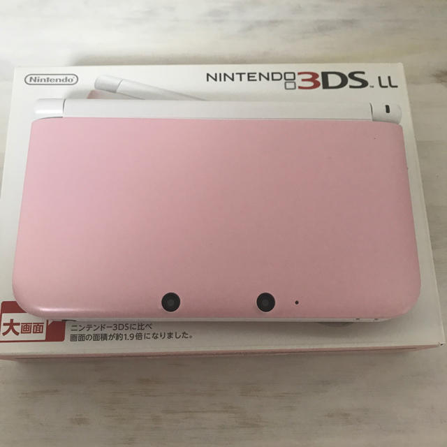 ニンテンドー3DS(ニンテンドー3DS)の3DS LL Pink×White エンタメ/ホビーのゲームソフト/ゲーム機本体(携帯用ゲーム機本体)の商品写真