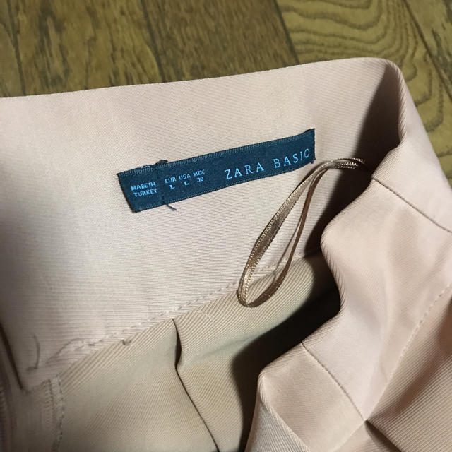 ZARA(ザラ)のスカート レディースのスカート(ひざ丈スカート)の商品写真