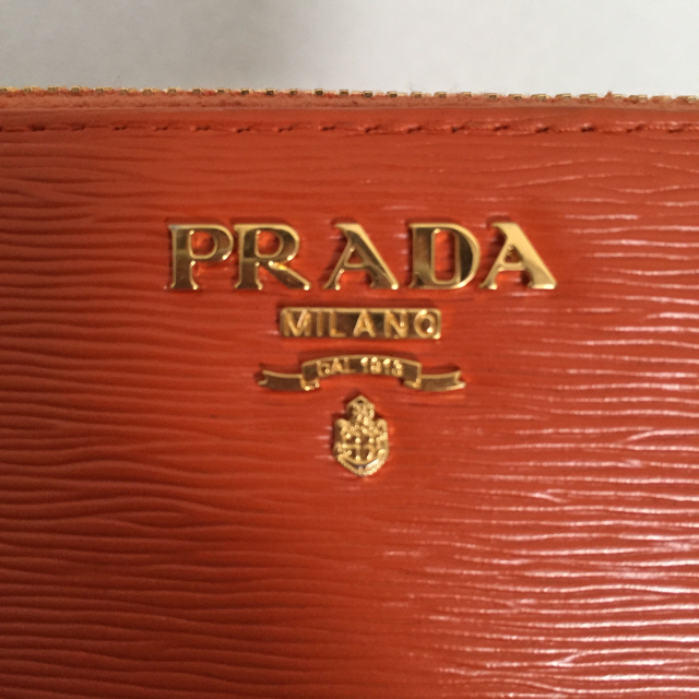 PRADA(プラダ)のPRADA 正規品 財布 レディースのファッション小物(財布)の商品写真