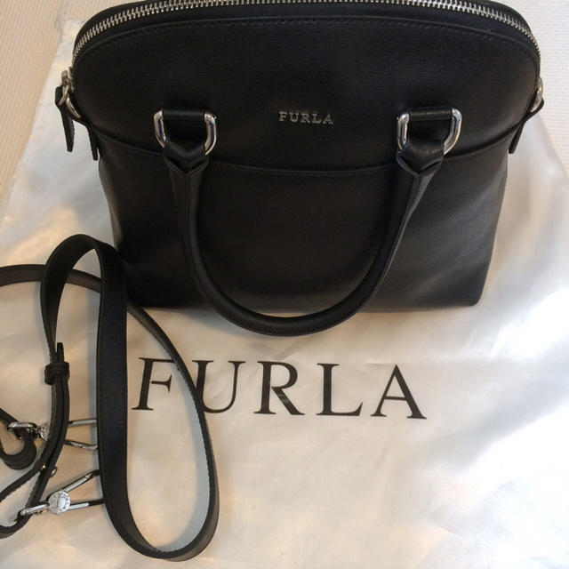Furla(フルラ)のフルラ バック ショルダー付き ブラック レディースのバッグ(ショルダーバッグ)の商品写真