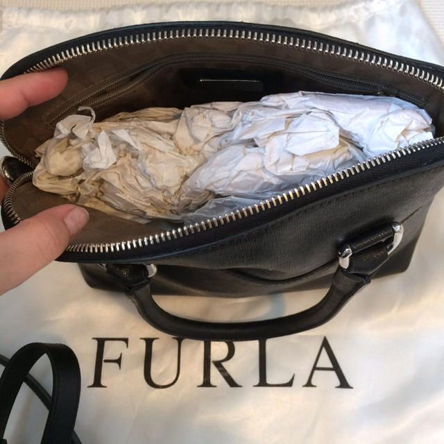 Furla(フルラ)のフルラ バック ショルダー付き ブラック レディースのバッグ(ショルダーバッグ)の商品写真